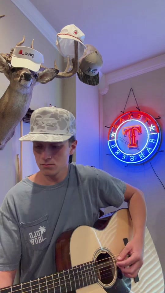 Post 1 by Jaydon Grissom on TikTok (video)