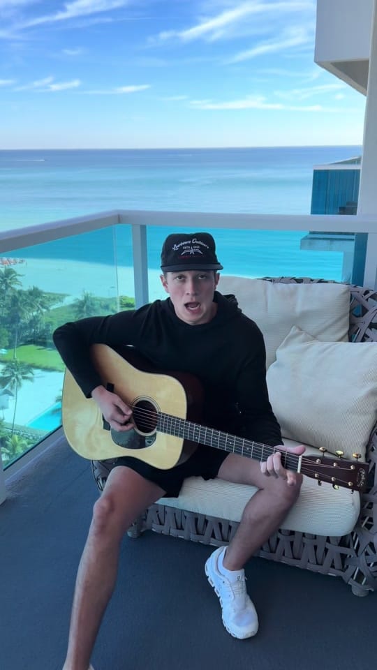 Post 5 by Jaydon Grissom on TikTok (video)