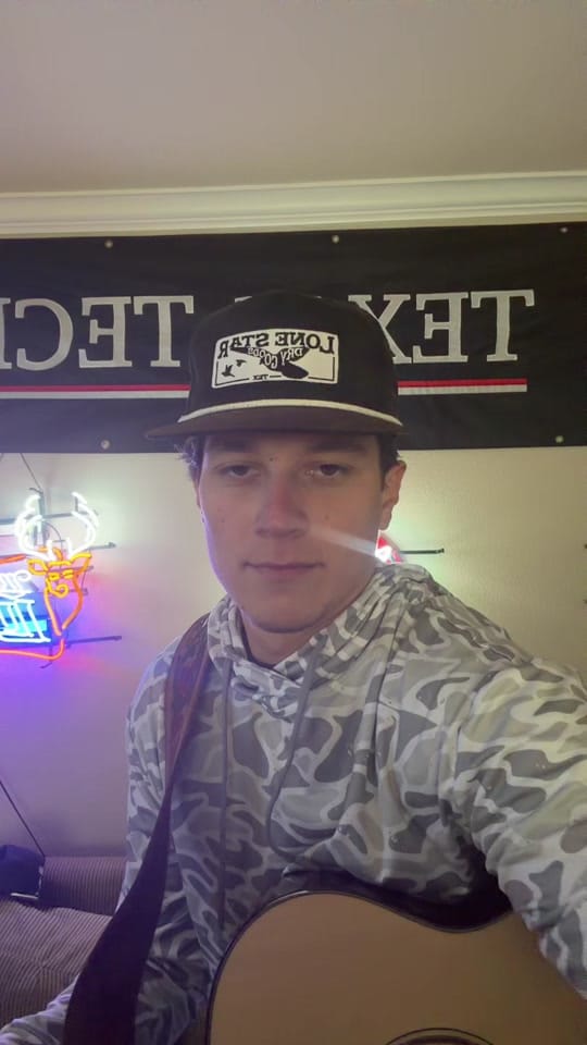 Post 3 by Jaydon Grissom on TikTok (video)