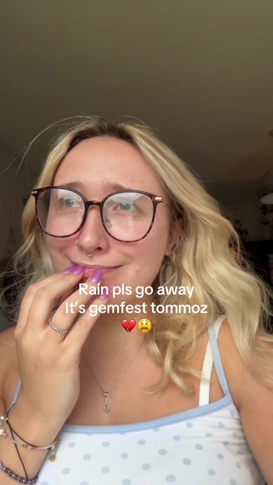 Post 6 by chels🪩 on TikTok (video)