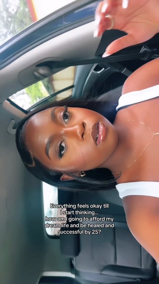 Post 8 by chels 💋 on TikTok (video)