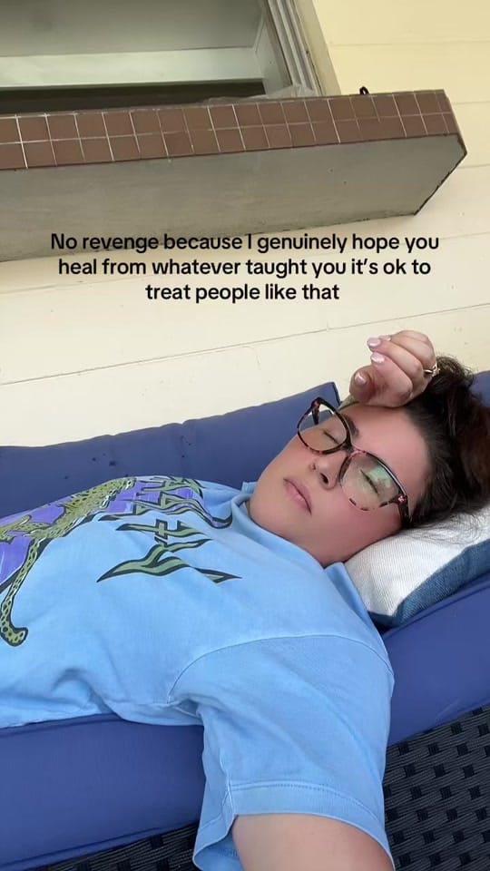 Post 4 by chelsealeighpawlukewicz on TikTok (video)