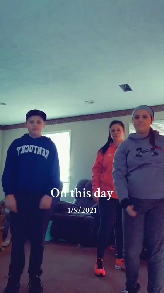 Post 7 by Chelsea Lynn on TikTok (video)