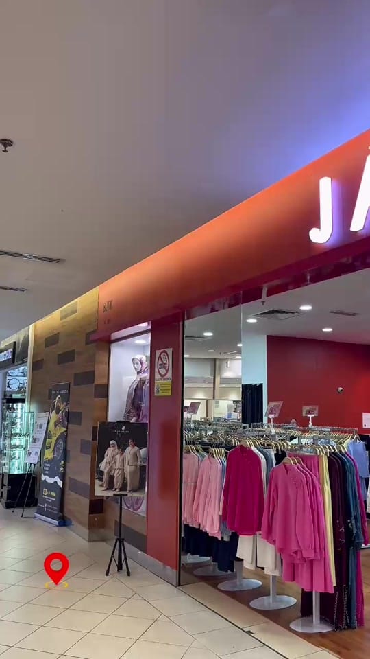 Post 1 by KBMall TikTok on TikTok (video)