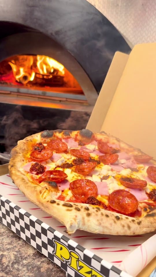 Post 3 by 🍕Nomadul Cu Pizza🍕 on TikTok (video)