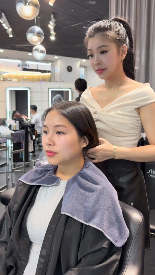 Post 2 by Serina Su on TikTok (video)