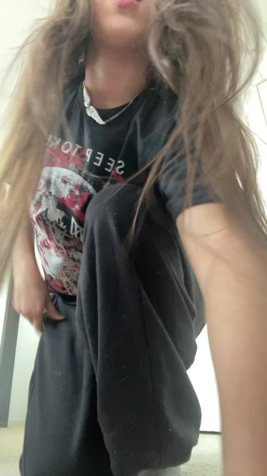 Post 6 by Makenzie White on TikTok (video)