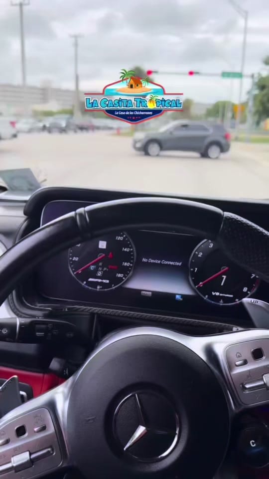 Post 3 by lacasitatropicahollywood on TikTok (video)