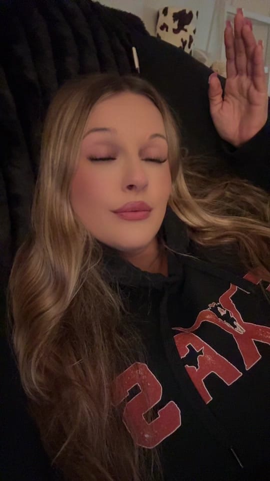 Post 7 by Ariel Hutchins on TikTok (video)