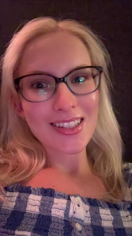 Post 1 by Sky🫧💋🌸 on TikTok (video)