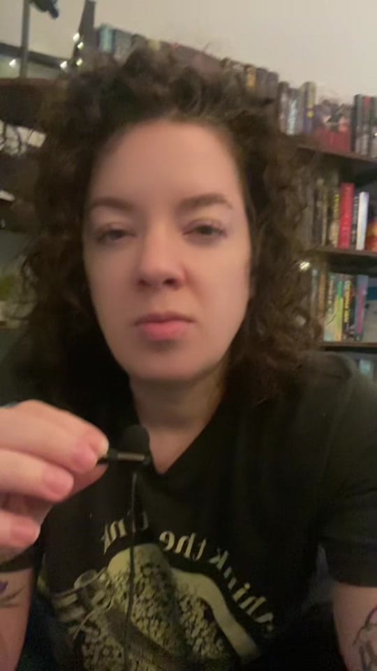 Post 5 by Sam 🌱 SFF book reviews on TikTok (video)