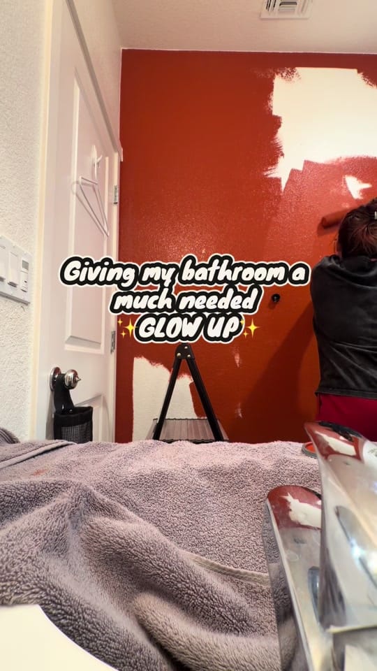 Post 1 by Chelsea on TikTok (video)