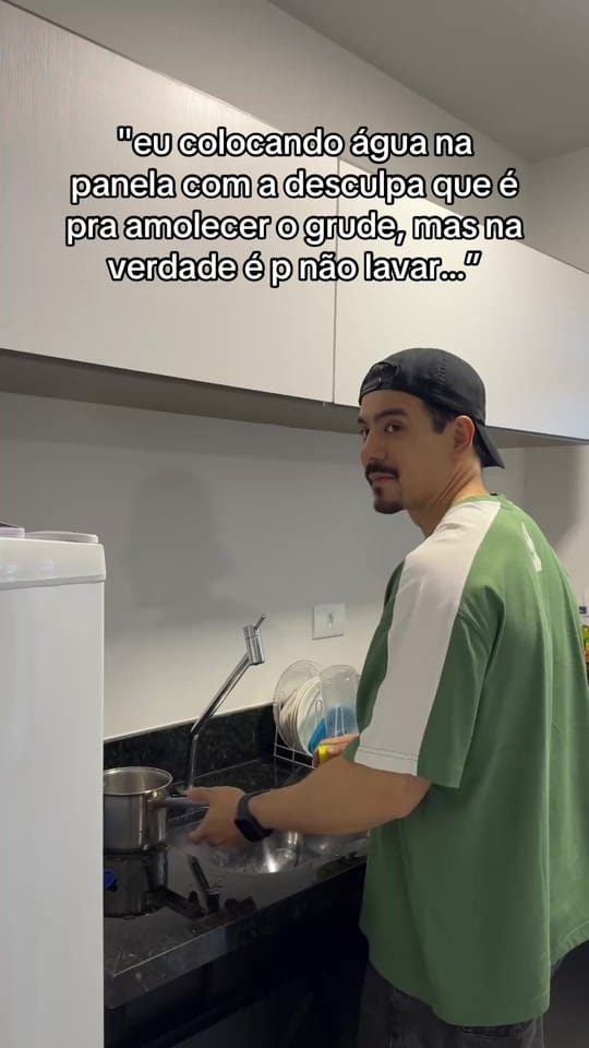 Post 10 by vitormaiacantor on TikTok (video)