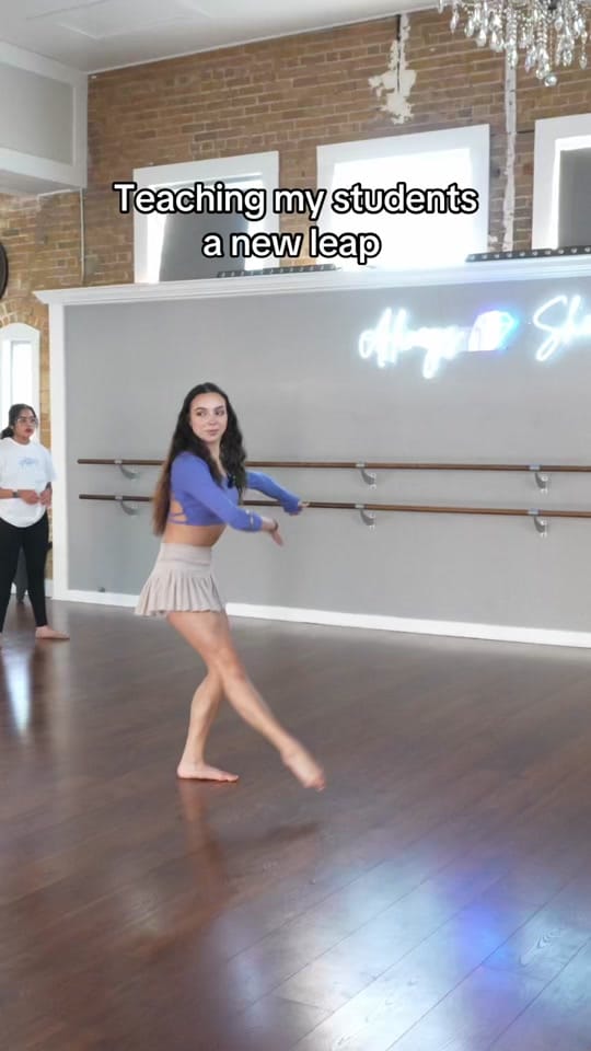Post 10 by Jewel of Art Dance Studio on TikTok (video)