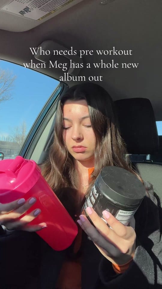 Post 9 by Samantha Luxton on TikTok (video)