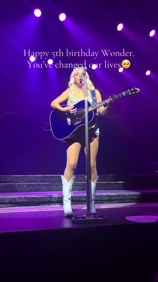Post 8 by Samantha Luxton on TikTok (video)