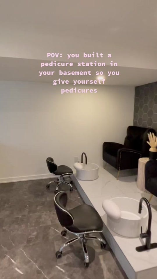 Post 10 by Skin & Sweat by M on TikTok (video)