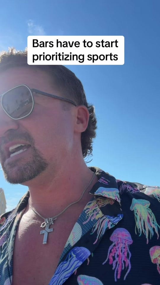 Post 1 by Zach Underwood on TikTok (video)