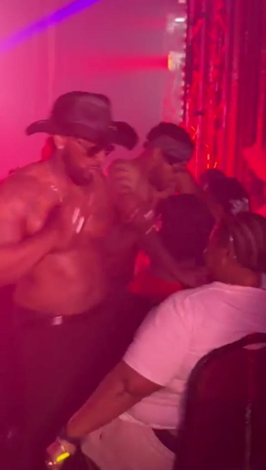 Post 3 by Black Magic Live Vegas on TikTok (video)