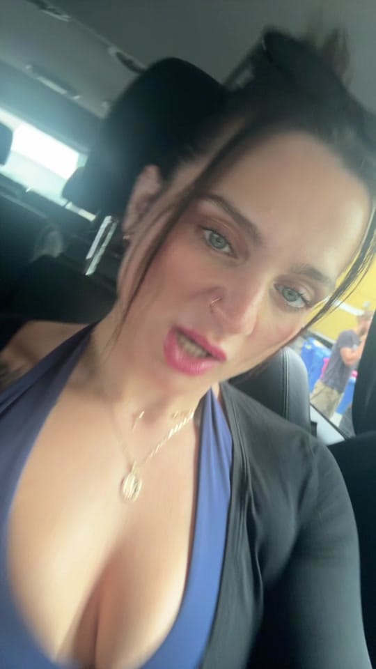 Post 6 by Yvette Lakatos on TikTok (video)