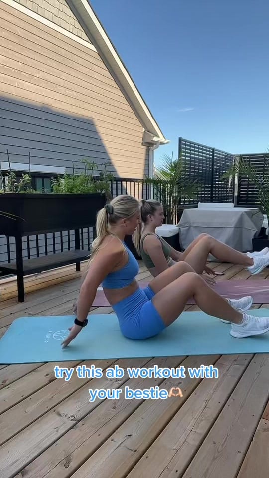 Post 9 by #HELLAFIT🤸🏼‍♀️ on TikTok (video)