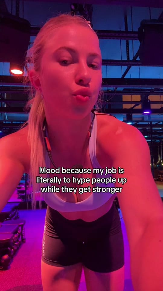 Post 3 by #HELLAFIT🤸🏼‍♀️ on TikTok (video)
