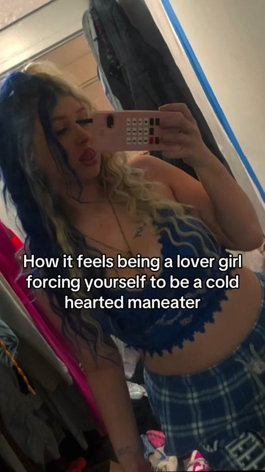 Post 2 by Chelsea Jo 💙 11:11 on TikTok (video)