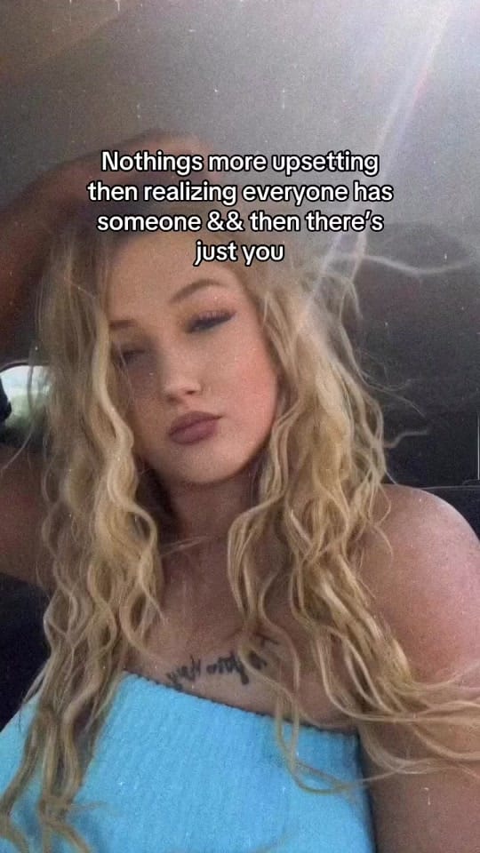 Post 5 by Chelsea Jo 💙 11:11 on TikTok (video)