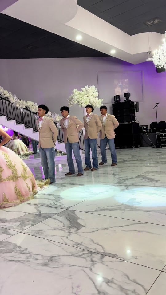 Post 10 by losroyaltykingz on TikTok (video)