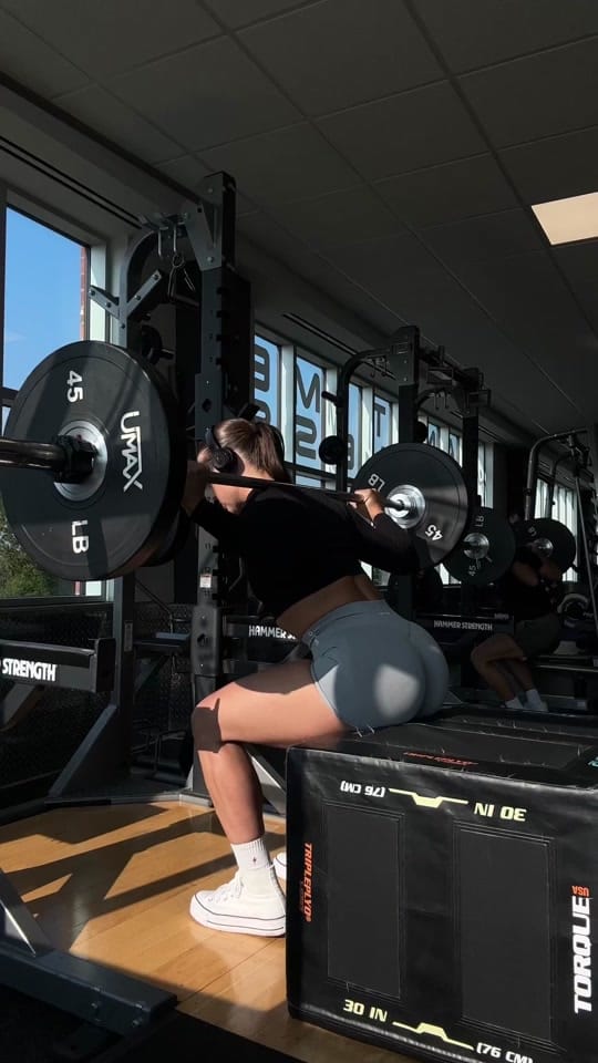 Post 10 by Ashley Dubs on TikTok (video)