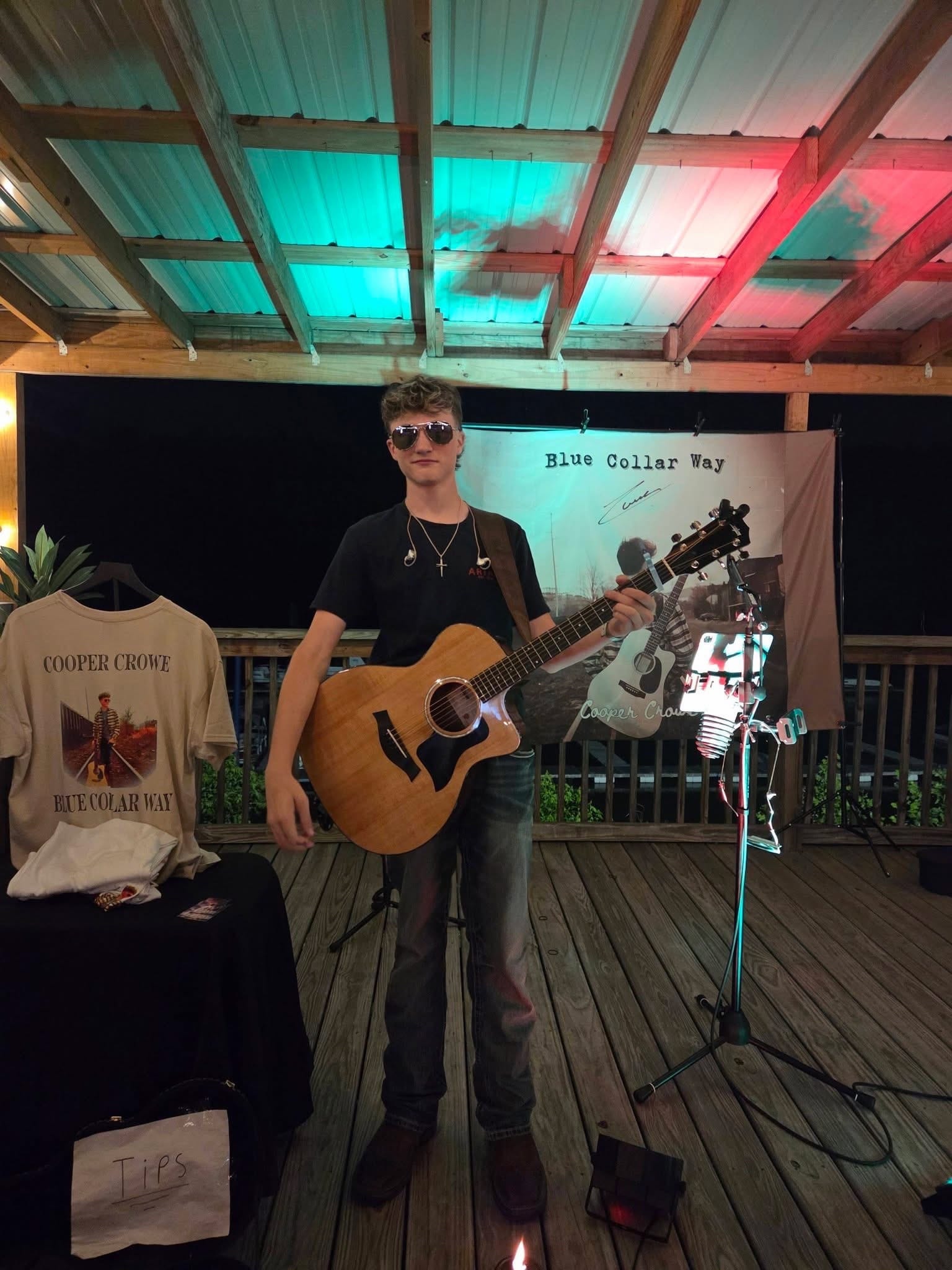 Post 3 by Cooper Crowe on TikTok (video)