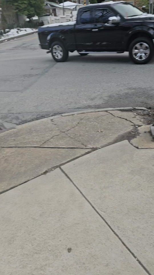 Post 3 by jmobearsfan63 on TikTok (video)
