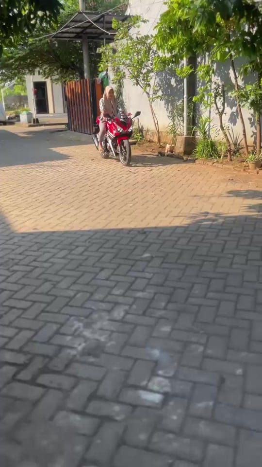 Post 3 by _Sindya Bhawell_ on TikTok (video)