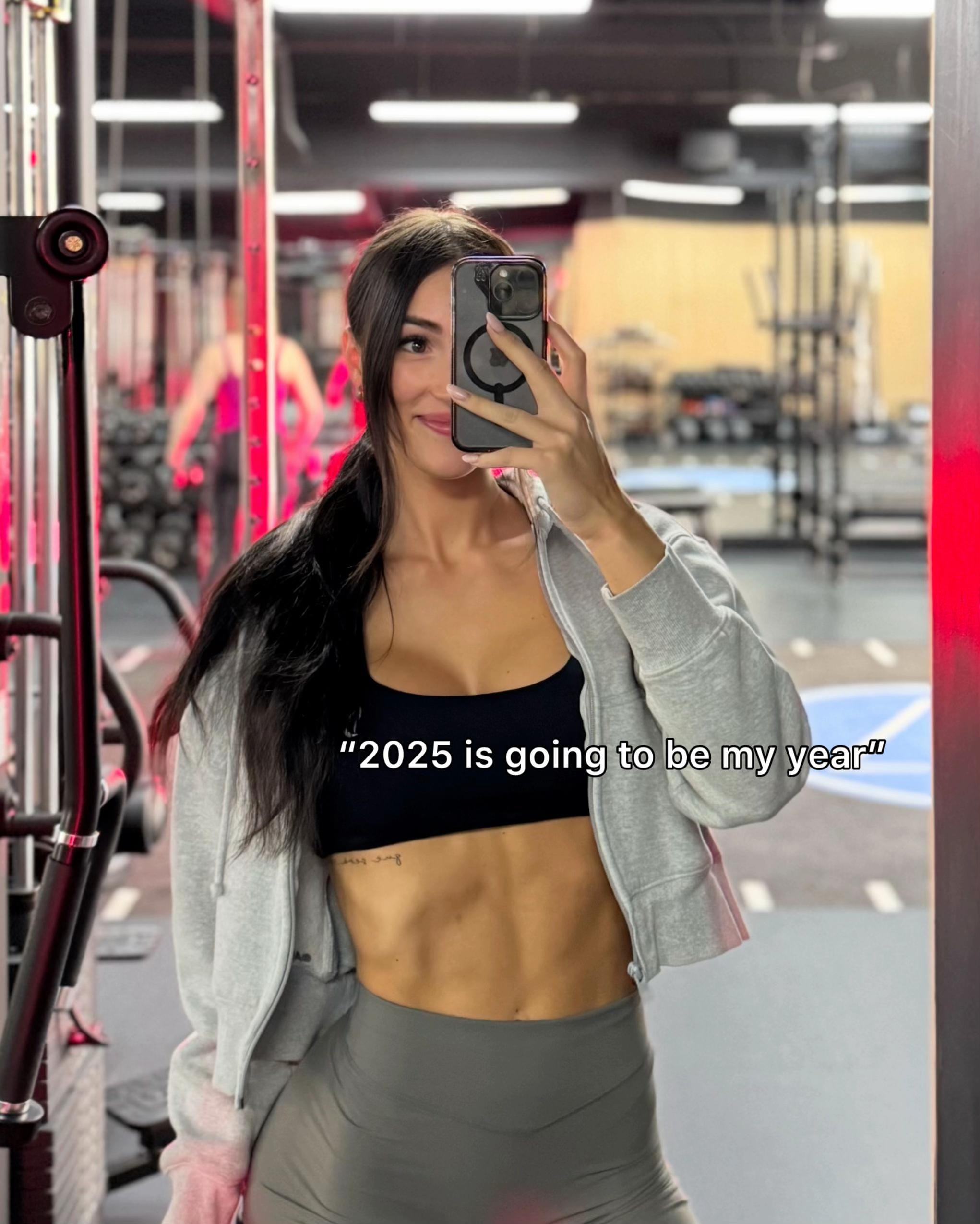 Post 6 by sydbragfit on TikTok (video)