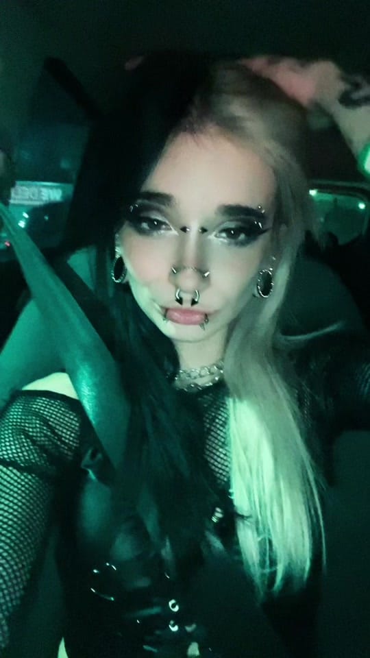 Post 10 by Chelseaaaaaaa🖤🤍 on TikTok (video)