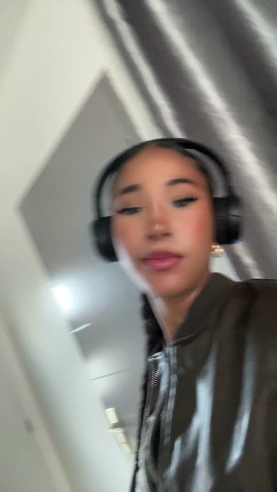 Post 4 by 𝑴𝒊𝒔𝒔 𝑪𝒉𝒆𝒍𝒔𝒆𝒂 on TikTok (video)