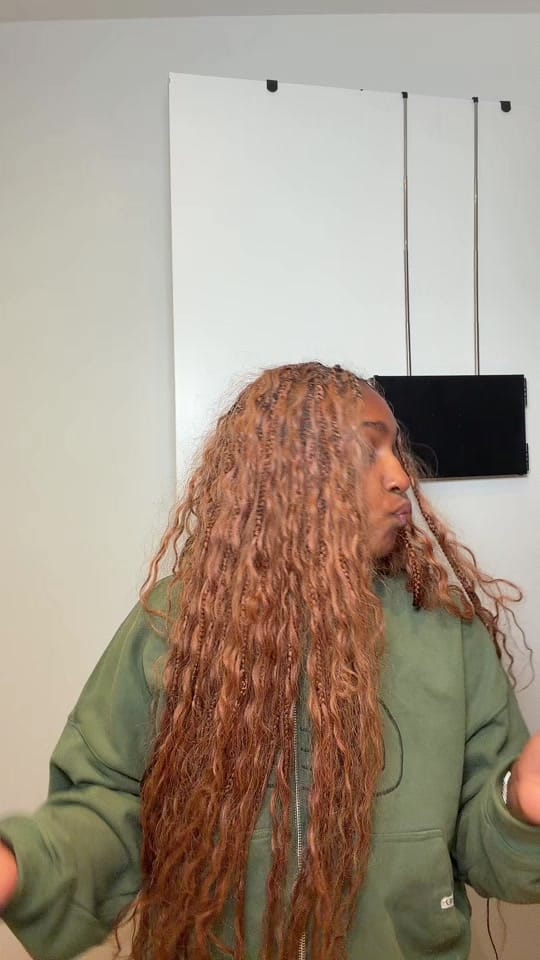 Post 7 by Taina Theano on TikTok (video)