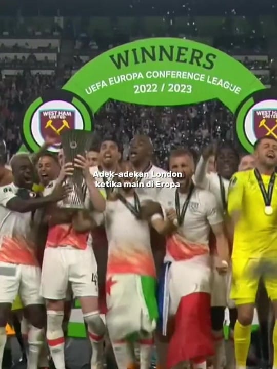Post 5 by True Blues Indonesia on TikTok (video)