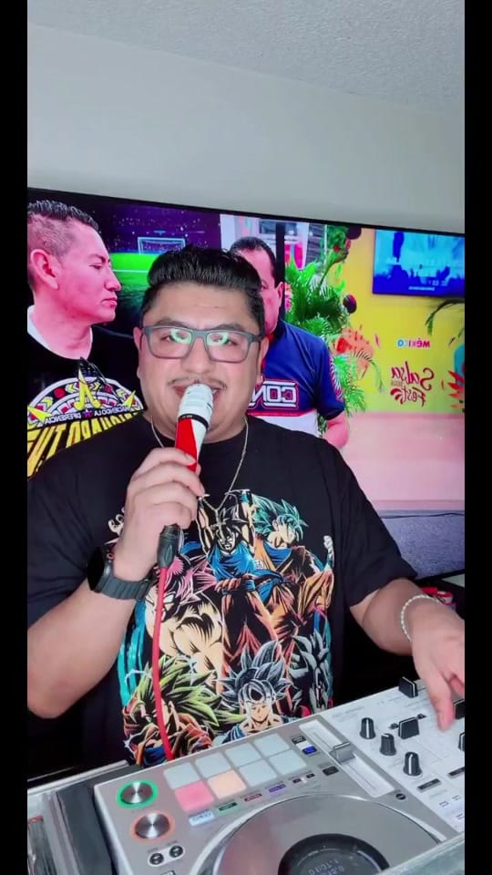 Post 1 by Oscar Cortes Jicopernic on TikTok (video)