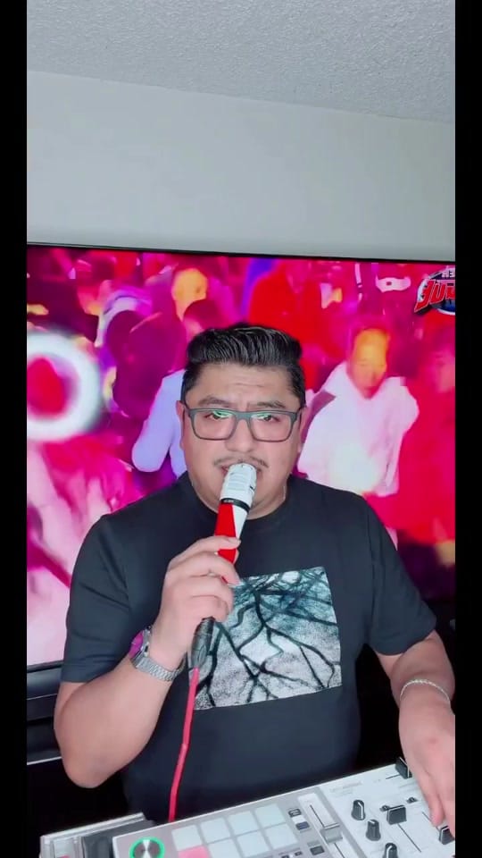 Post 4 by Oscar Cortes Jicopernic on TikTok (video)