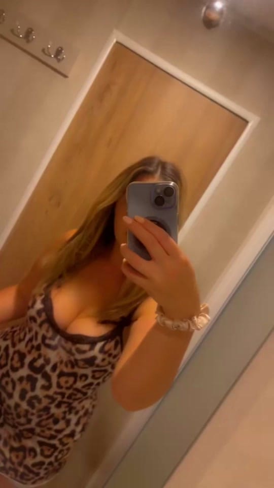 Post 2 by Chelsea Rebecca 🍒 on TikTok (video)
