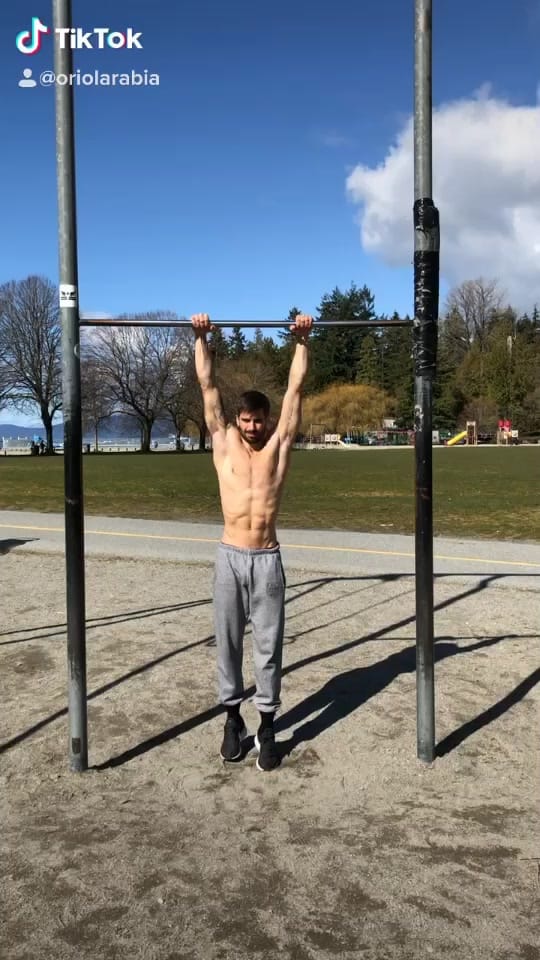 Post 4 by Oriol Arabia on TikTok (video)