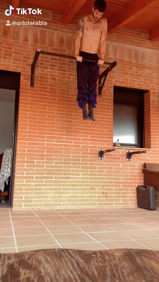 Post 5 by Oriol Arabia on TikTok (video)
