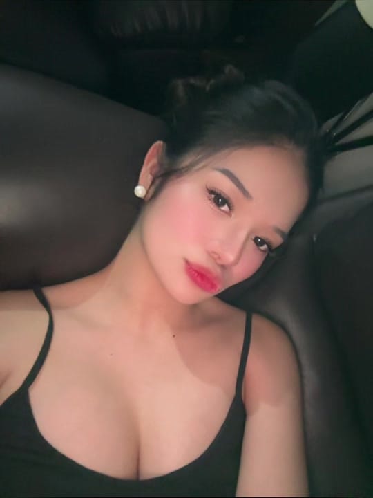 Post 6 by kim on TikTok (video)