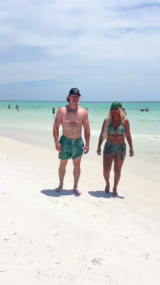 Post 7 by Amyvaughanxoxo on TikTok (video)