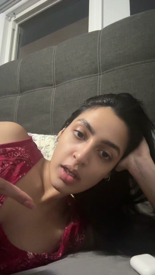 Post 10 by Saraf Farhat on TikTok (video)