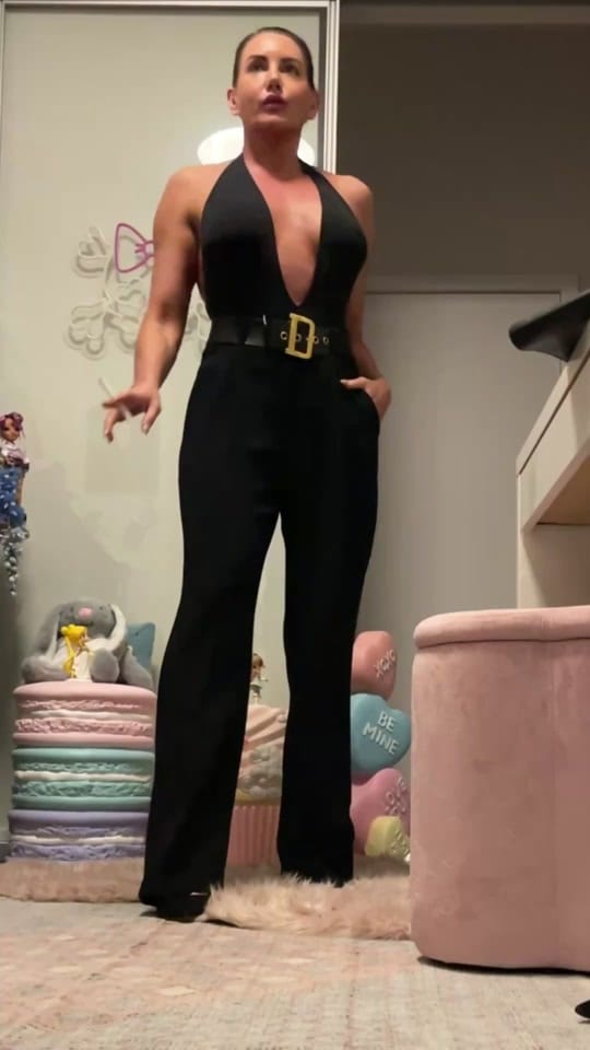 Post 5 by Janette Ewen on TikTok (video)