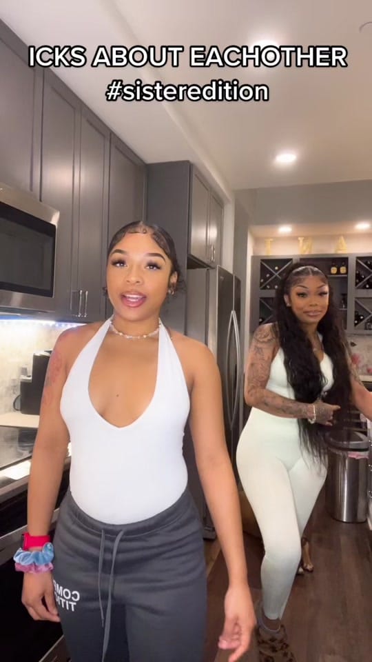 Post 1 by Zani Love on TikTok (video)