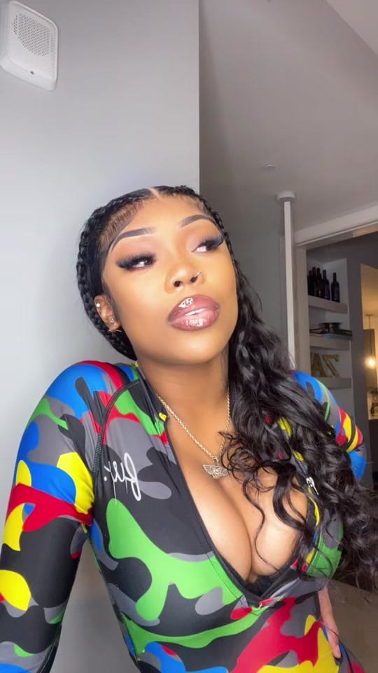 Post 3 by Zani Love on TikTok (video)