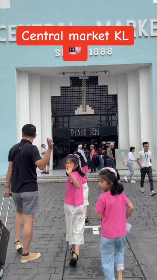 Post 3 by Indah_ccc on TikTok (video)